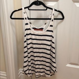 Feel The Piece Tank Top